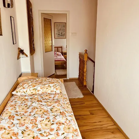 Fenyves House Apartment *