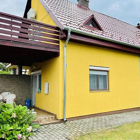 Fenyves House