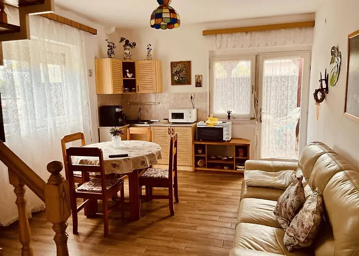 Fenyves House * Balatonfenyves